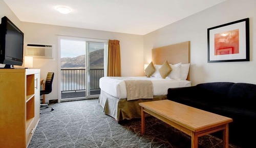 Suite Premium, 2 camas de matrimonio, cocina, vistas a la playa (Coast Premium Two Queens Suite)