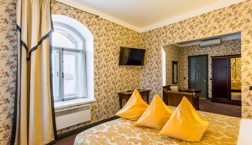 Suite with Sauna, Historical Main Building