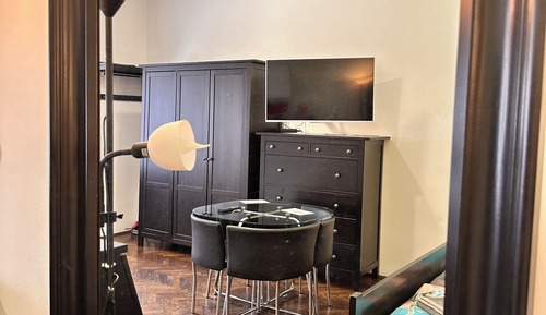Estudio City, 1 habitación, baño privado, en la zona del patio