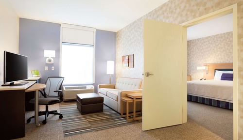 Suite, 1 cama de matrimonio grande, accesible para personas con discapacidad (Roll-in Shower)