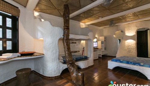 Family Garden Room