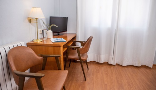 Habitación cuádruple estándar (3 pax)