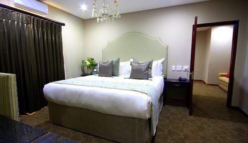 Habitación familiar (Interleading)