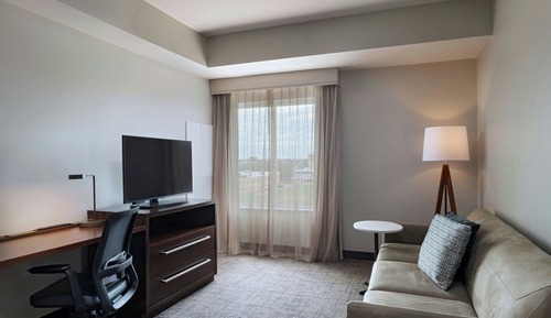 Suite, 1 habitación, no fumadores (Mobility/Hearing Access, Roll-in Shwr)