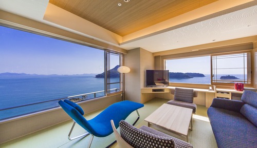 Suite, no fumadores, bañera de hidromasaje (81 sqm, View Bath)