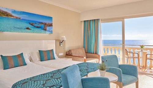 Habitación superior, balcón, vistas al mar
