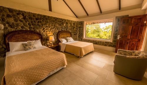 Villa Deluxe (On the Hill)