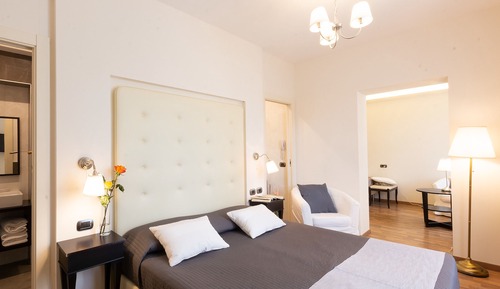 Suite junior, no fumadores, balcón