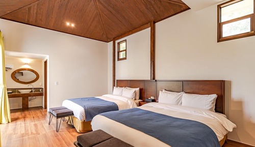 Pool Villa Suite P102