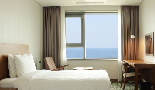 Deluxe Twin, Ocean View