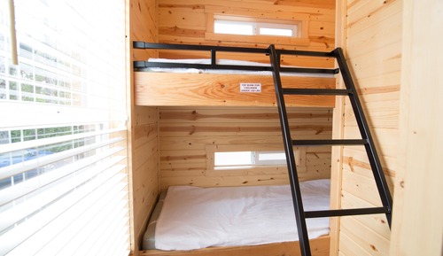 Casa de campo, 2 habitaciones, no fumadores (No Pets, Linens Available)