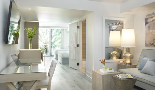 Habitación Deluxe, 2 camas dobles, vistas a la ciudad (Standard Double Suite)