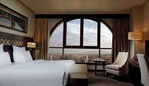Suite Deluxe, 1 cama de matrimonio grande, vistas a la ciudad