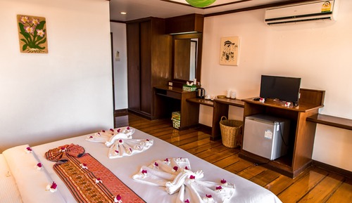 Bungalow Deluxe, vistas parciales al mar