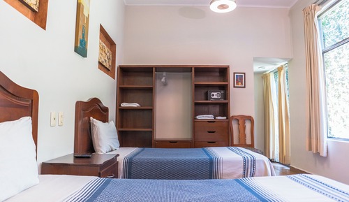 Habitación Confort con 2 camas individuales
