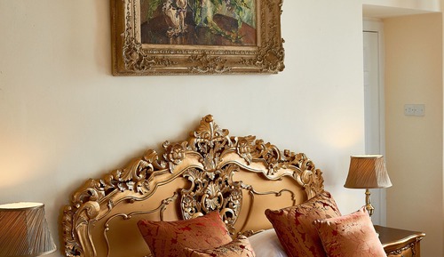 Suite de luna de miel, 1 cama de matrimonio grande, vistas al río, en la zona del jardín