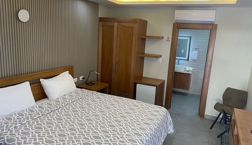 Habitación Deluxe, 1 cama de matrimonio grande, balcón, vistas a la ciudad