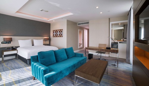 Suite, en esquina
