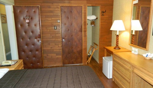 Habitación económica, 1 cama de matrimonio