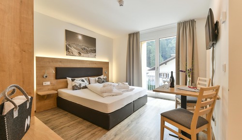 Apartamento Confort, 2 habitaciones, balcón, vistas a la montaña