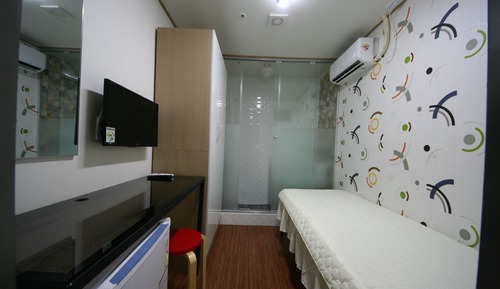 Small Single Room