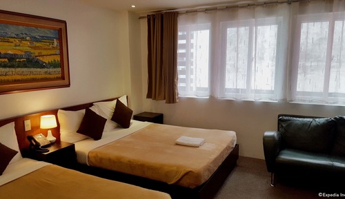 Deluxe room quadruple (2 breakfast)