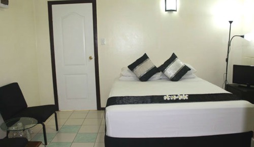 Habitación estándar doble, 1 cama de matrimonio, no fumadores (Self Contained)