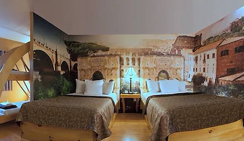Hotel Rome, 2 queen beds & 1 bunk bed (includes free water & theme park passes)