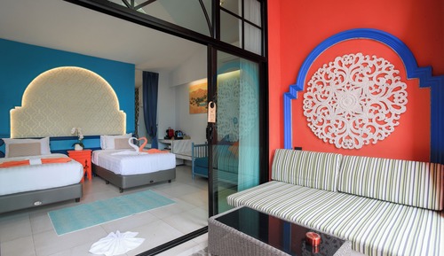 Twin Room with Pool View