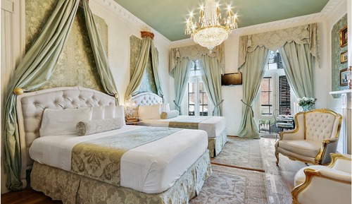 Estudio Deluxe, 2 camas de matrimonio, vistas a la ciudad