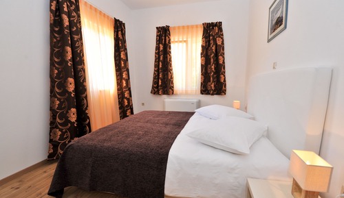Apartamento Confort, 2 habitaciones, balcón