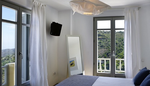 Villa familiar, vistas al mar