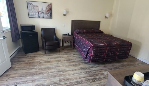 Habitación, 1 cama de matrimonio, frigorífico y microondas