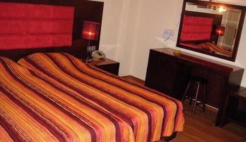 Habitación con 1 cama doble o 2 individuales, vistas al mar