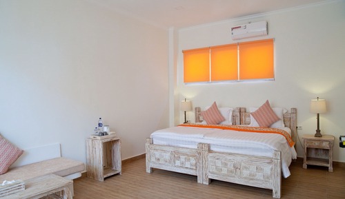 Habitación Confort con 1 cama doble o 2 individuales