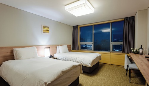 Habitación estándar con 2 camas individuales (Max - 2 Guests)