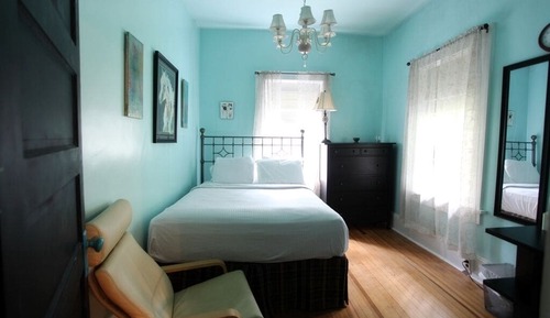 Deluxe Cabin Sixteen