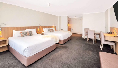 Habitación estándar, 2 camas de matrimonio, no fumadores