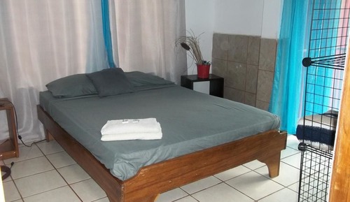 Habitación triple económica, 1 habitación, accesible para personas con discapacidad