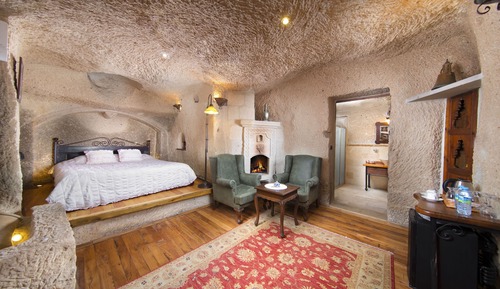 Junior Cave Suite