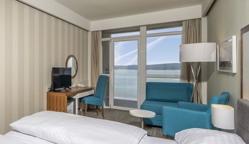 Superior twin room, sea view, balcony