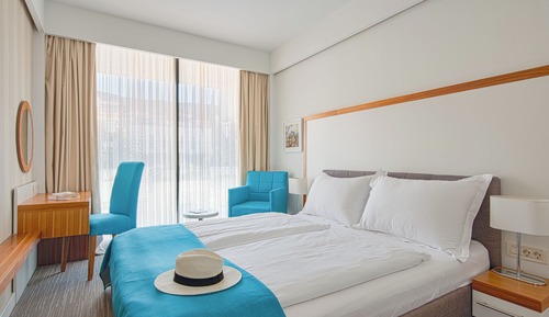 Habitación estándar con 1 cama doble o 2 individuales