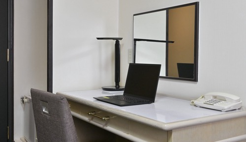 Habitación doble, en edificio anexo