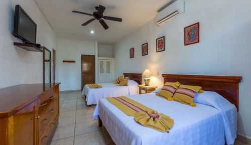 Habitación cuádruple básica