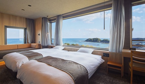 Suite de lujo, sauna, vistas al mar