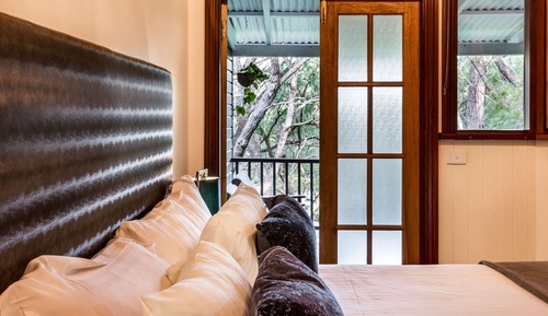 Habitación estándar, balcón (Chablis King Spa)