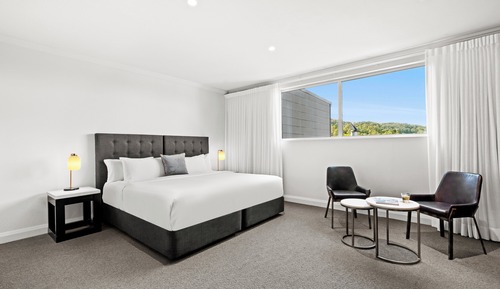 Suite (Sanctuary)