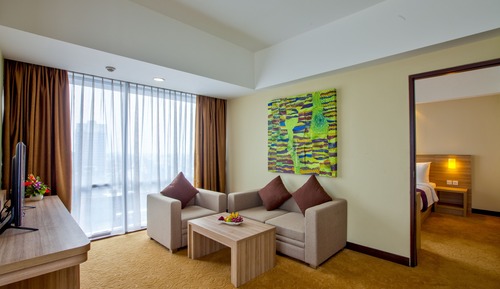 Executive Suite Room 
