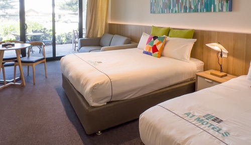 Habitación estándar con 1 cama doble o 2 individuales