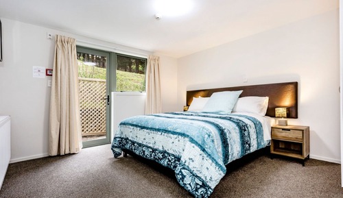 Suite estudio de lujo, 1 cama de matrimonio grande con sofá cama, baño privado, vistas a la montaña